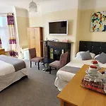 Diamonds 5* York