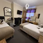 Diamonds 5* York