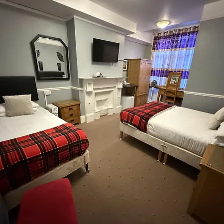 Diamonds בית הארחה