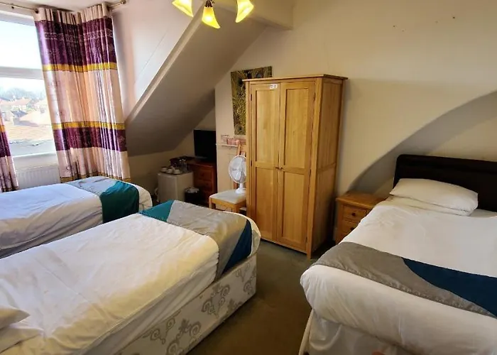 Diamonds Guest house 3*