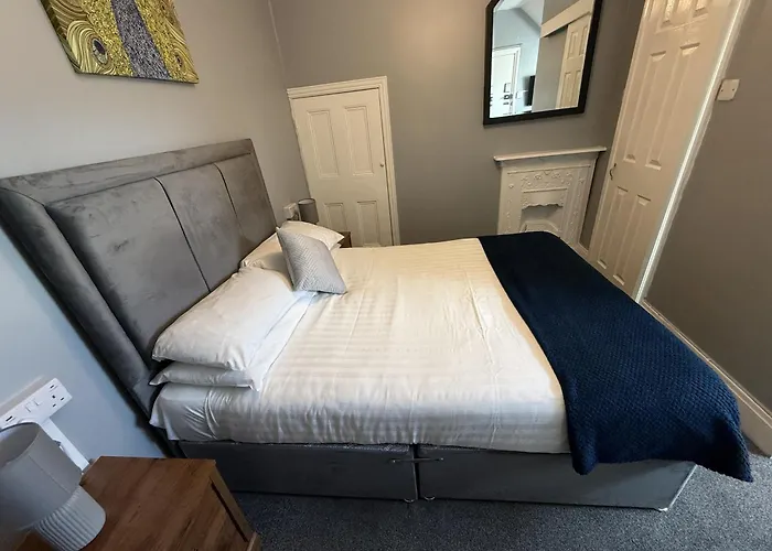 Diamonds 5* יורק