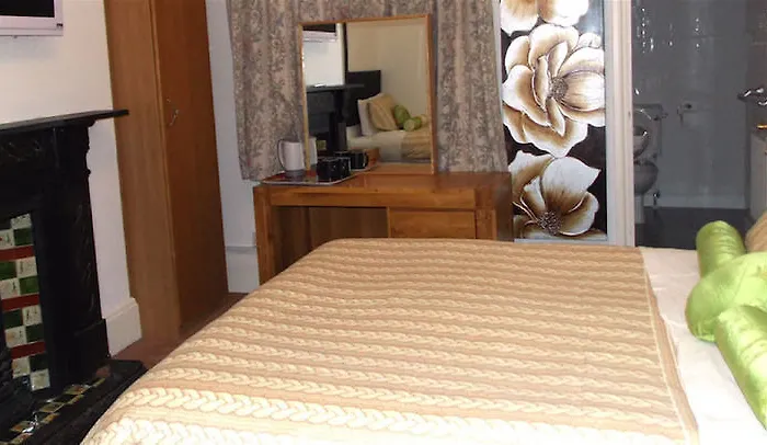 Diamonds Guest house York