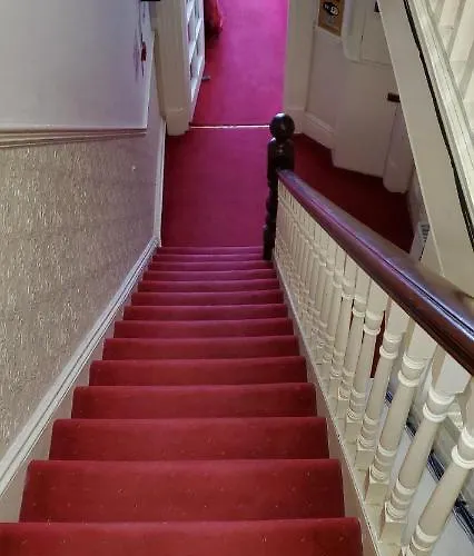 בית הארחה Diamonds