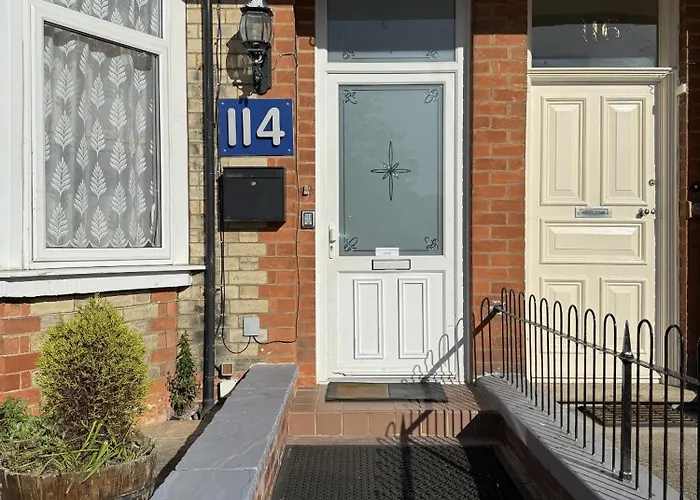 בית הארחה Diamonds יורק