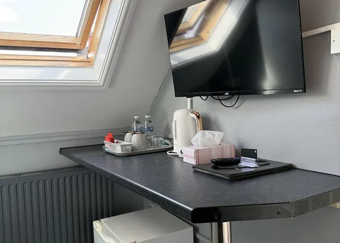 Diamonds בית הארחה 5*